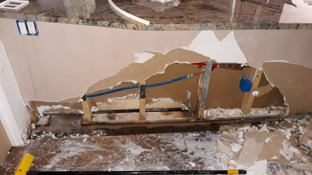 Best 24/7 water damage repair  in Oberlin, KS